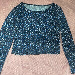 Blue floral cropped long sleeve shirt
